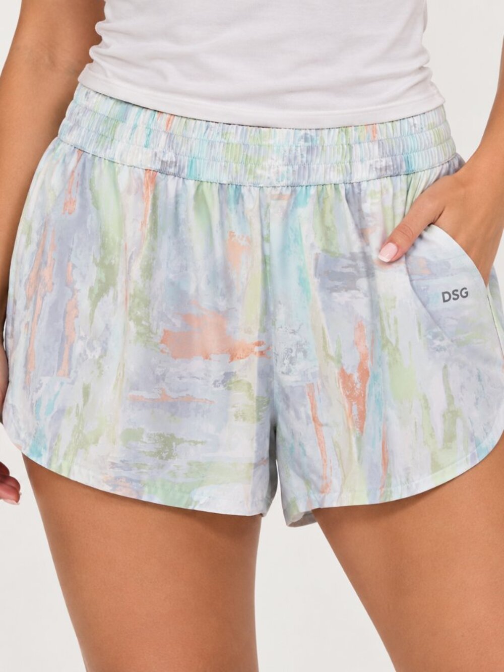 NWT DSG Women’s Stride Shorts XL Pastel Camo Running Athletic Pull On